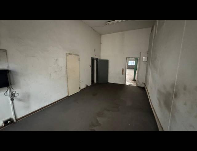 800M² WAREHOUSE TO LET IN PRETORIA WEST